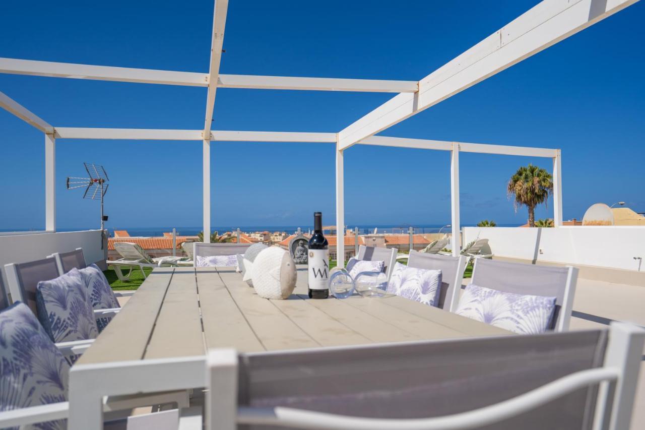 La Laja With 5 Bedrooms And Sea View Villa